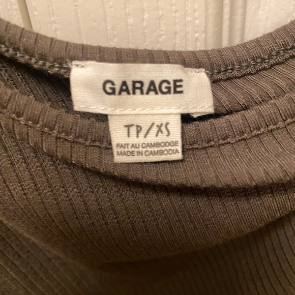 Green one shoulder long sleeve crop top XS - Picture 3 of 4